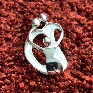 🌸Sterling Silver .925 Family Pendant